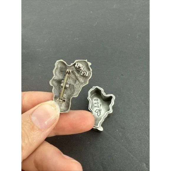 Vintage Brooch Earrings Pewter Pin 1.5" Christmas Santa With Earring Box Ms Dee - Picture 4 of 15
